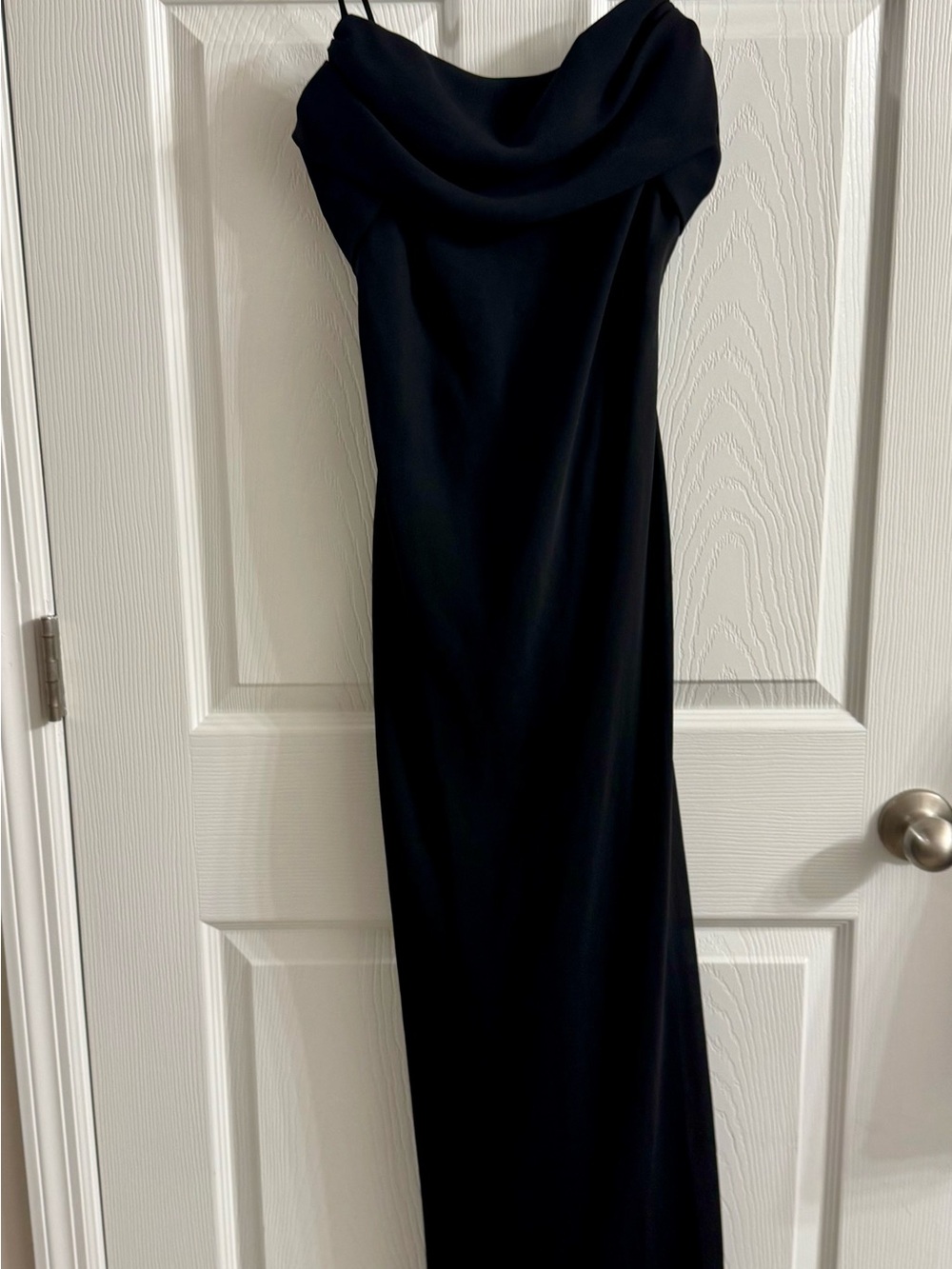 Classic Black Spaghetti Strap Prom Gown